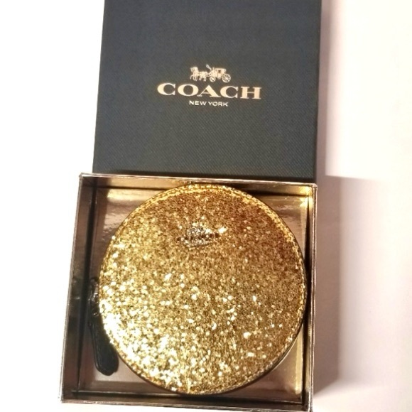 Coach Wizard of Oz NWT round gold glitter coin purse bag charm key fob - Picture 1 of 15